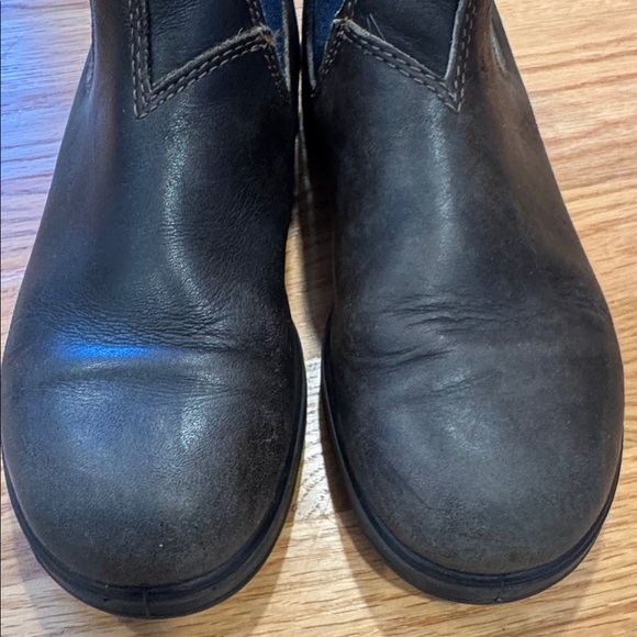 Blundstone boots - Picture 7 of 8